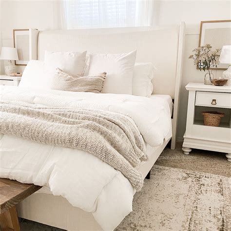 pinterest bedroom ideas white|decorating bedroom with white comforter.